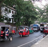 Kandy Lake street scene