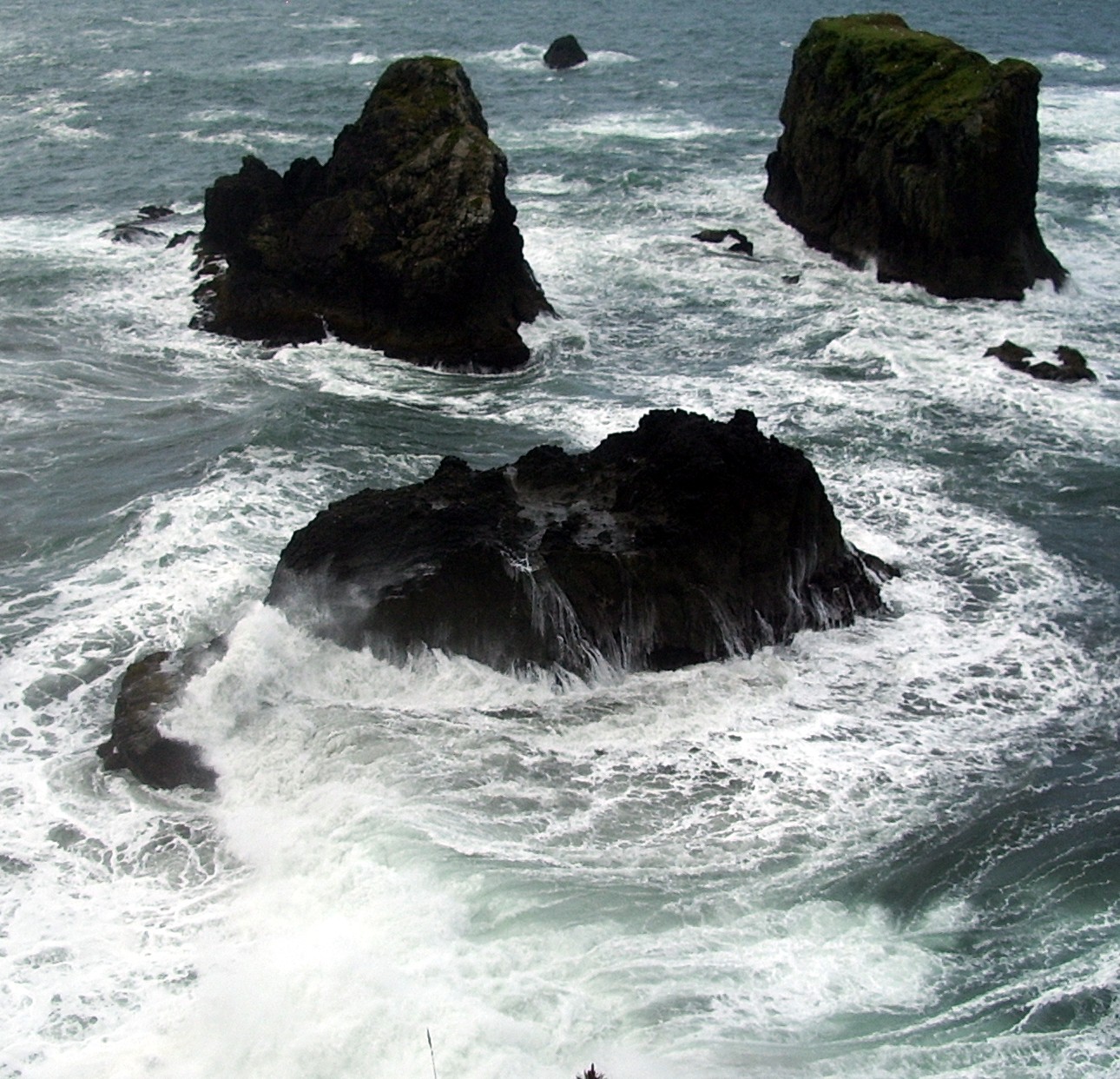 Pacific water on Oregon rocks