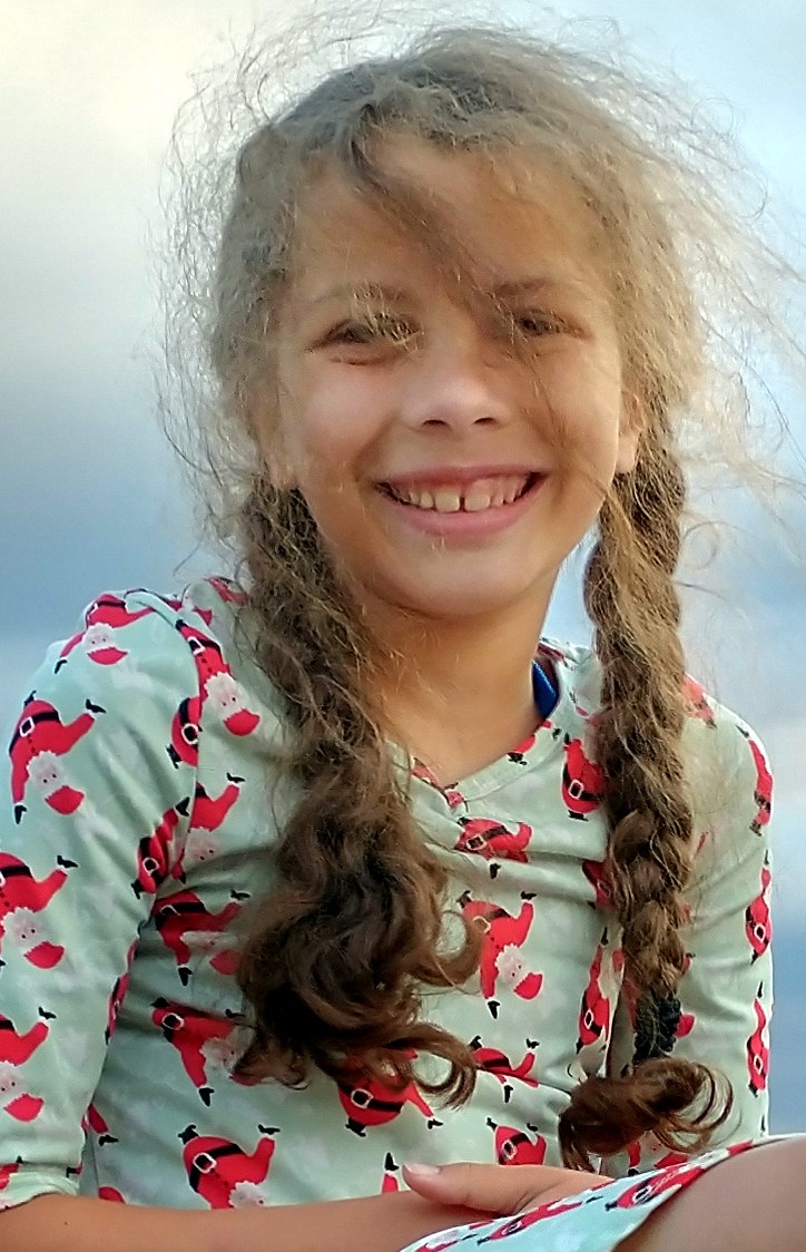 Zoey at Rattlesnake Lake