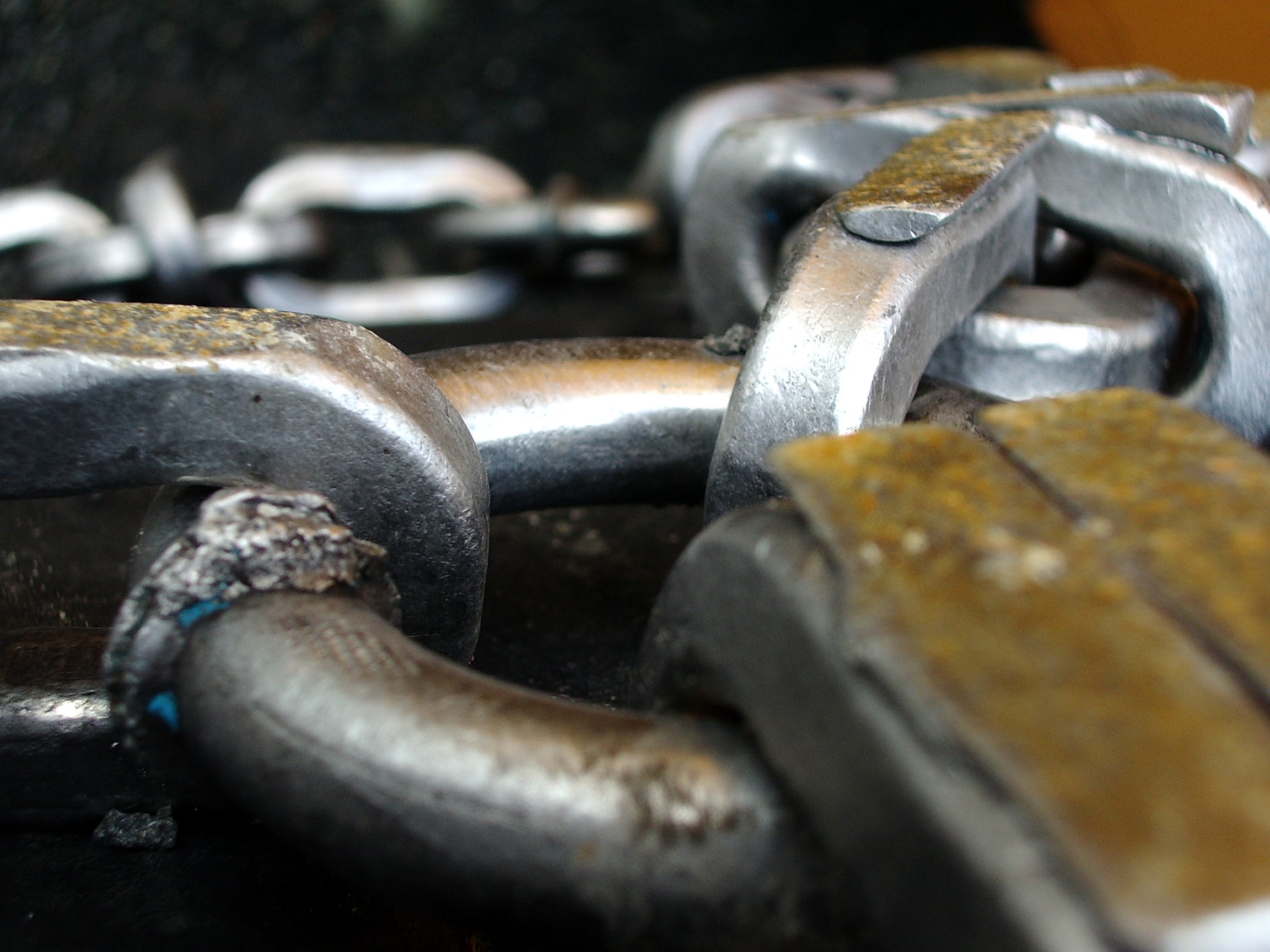 chinook pass snow plow chains