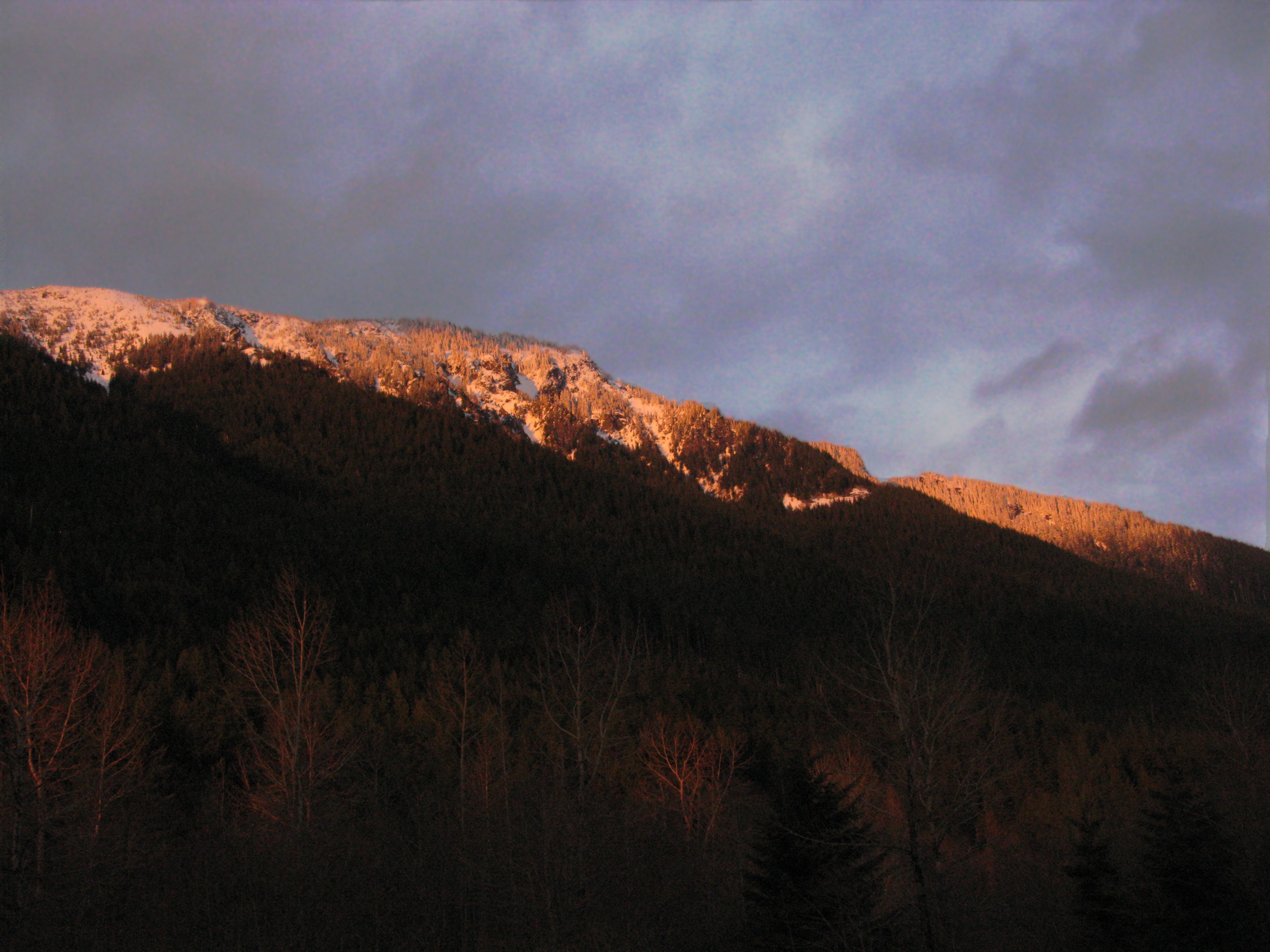 i90 hills at end of day