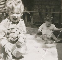 1949 Eric and Bruce 01