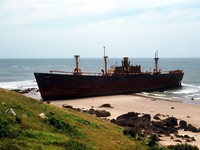 1970 10 16 saaayyy isnt the water the other way 01