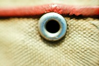 1970 11 05 macro grommet 01