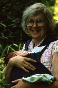 1982 06 Mom and Scott 01