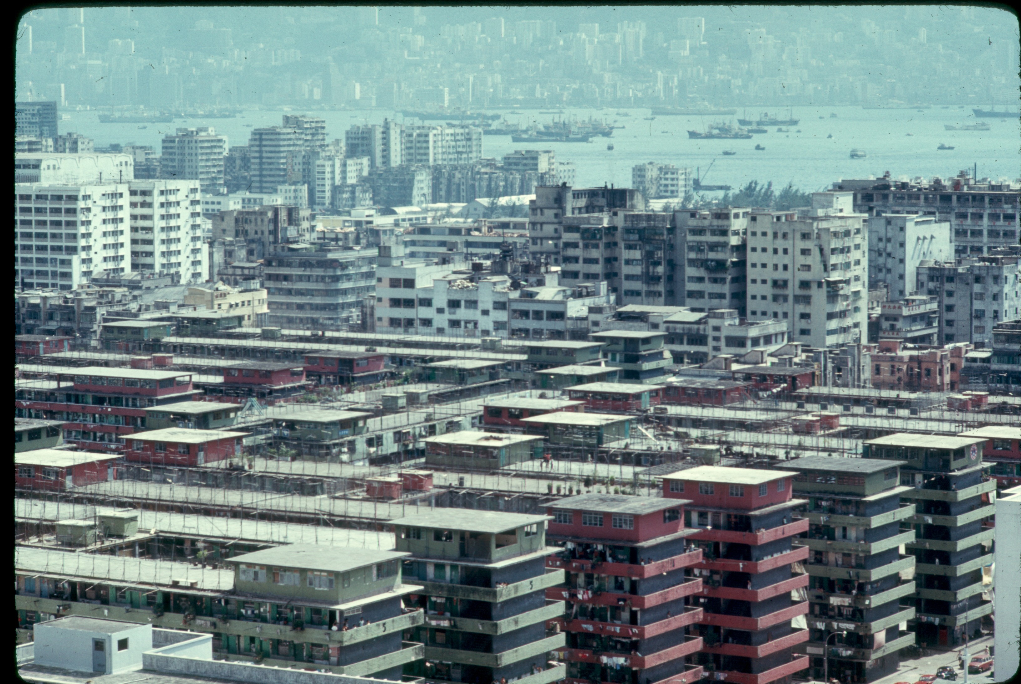 ss 070 1970 09 27 hong kong apartments