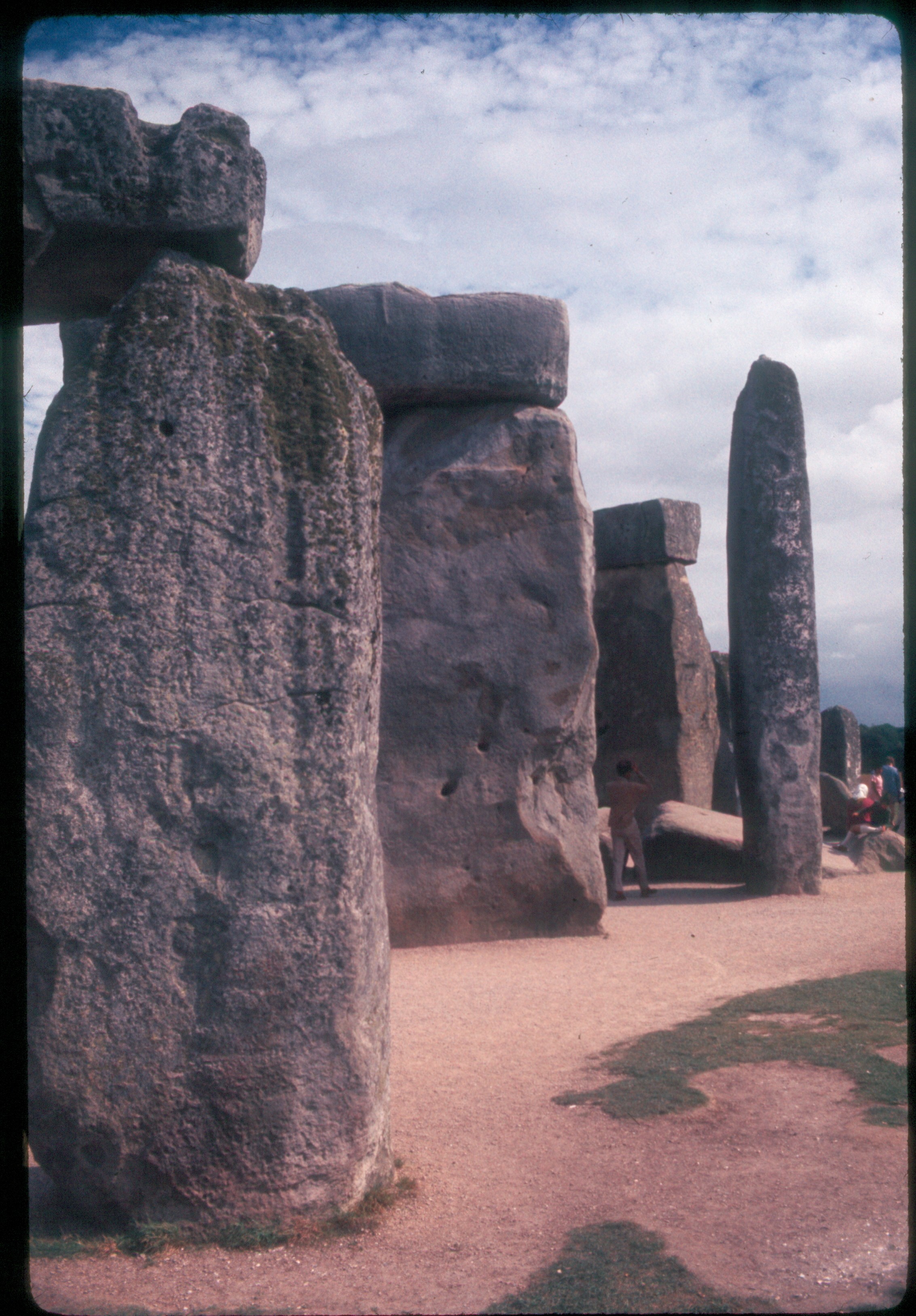 ss 116 1971 08 29 stonehenge