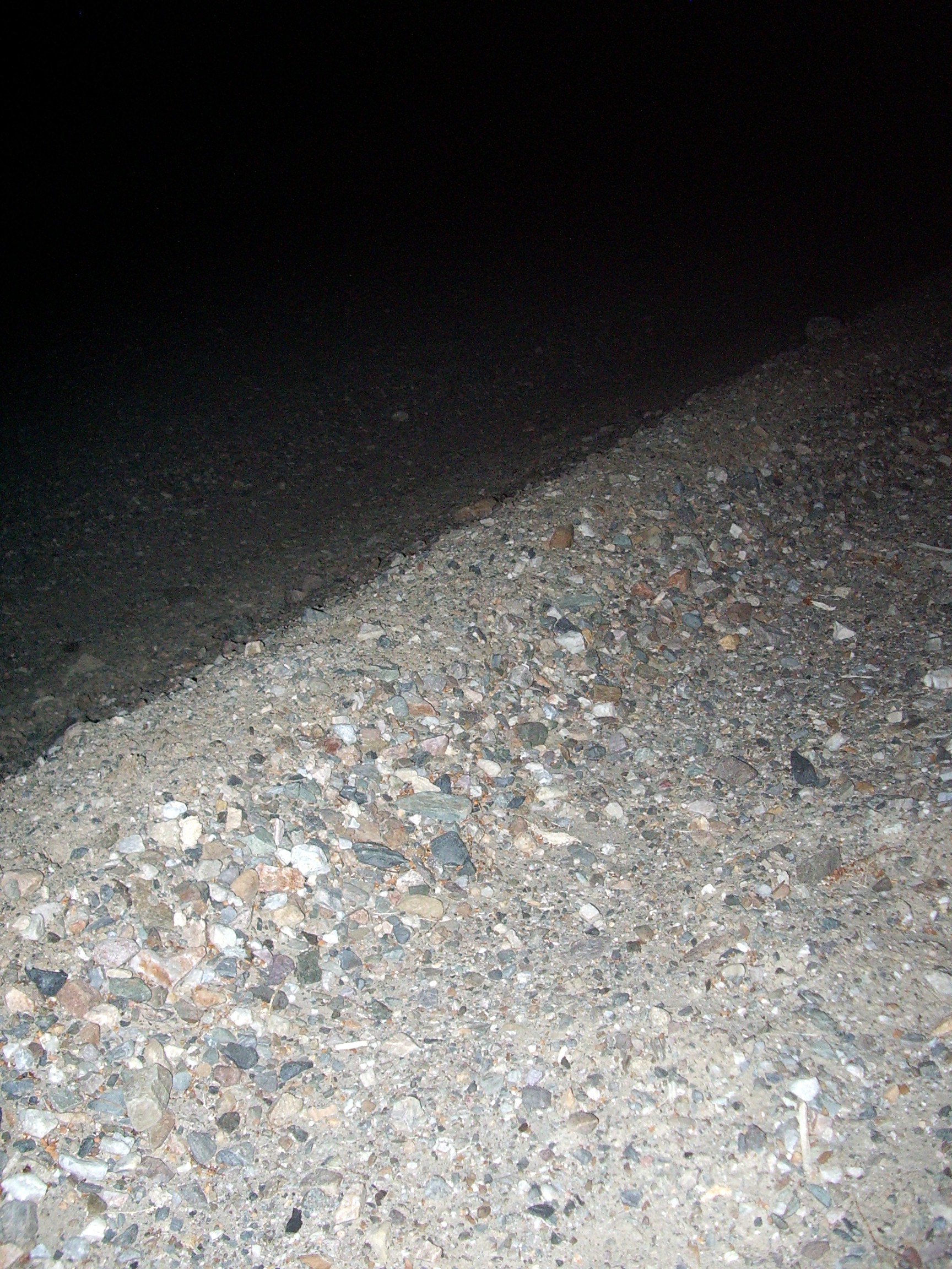 Death Valley walk west side road