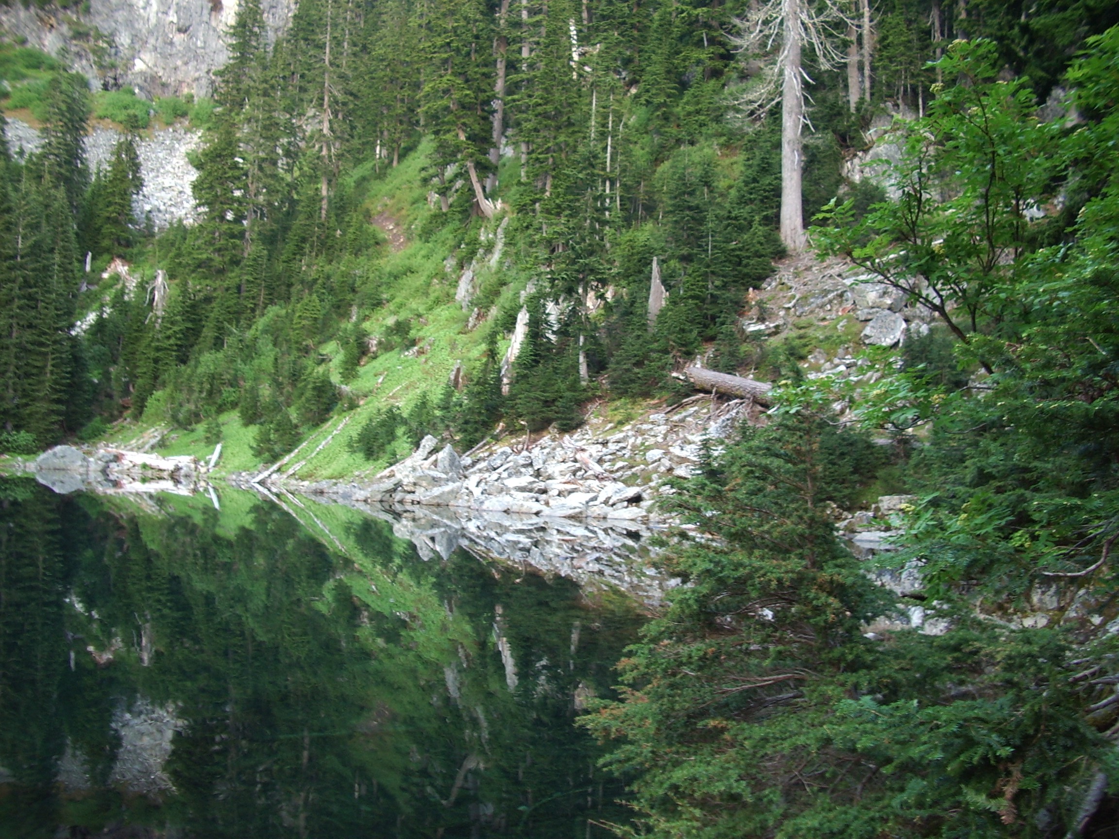 Melakwa Lake