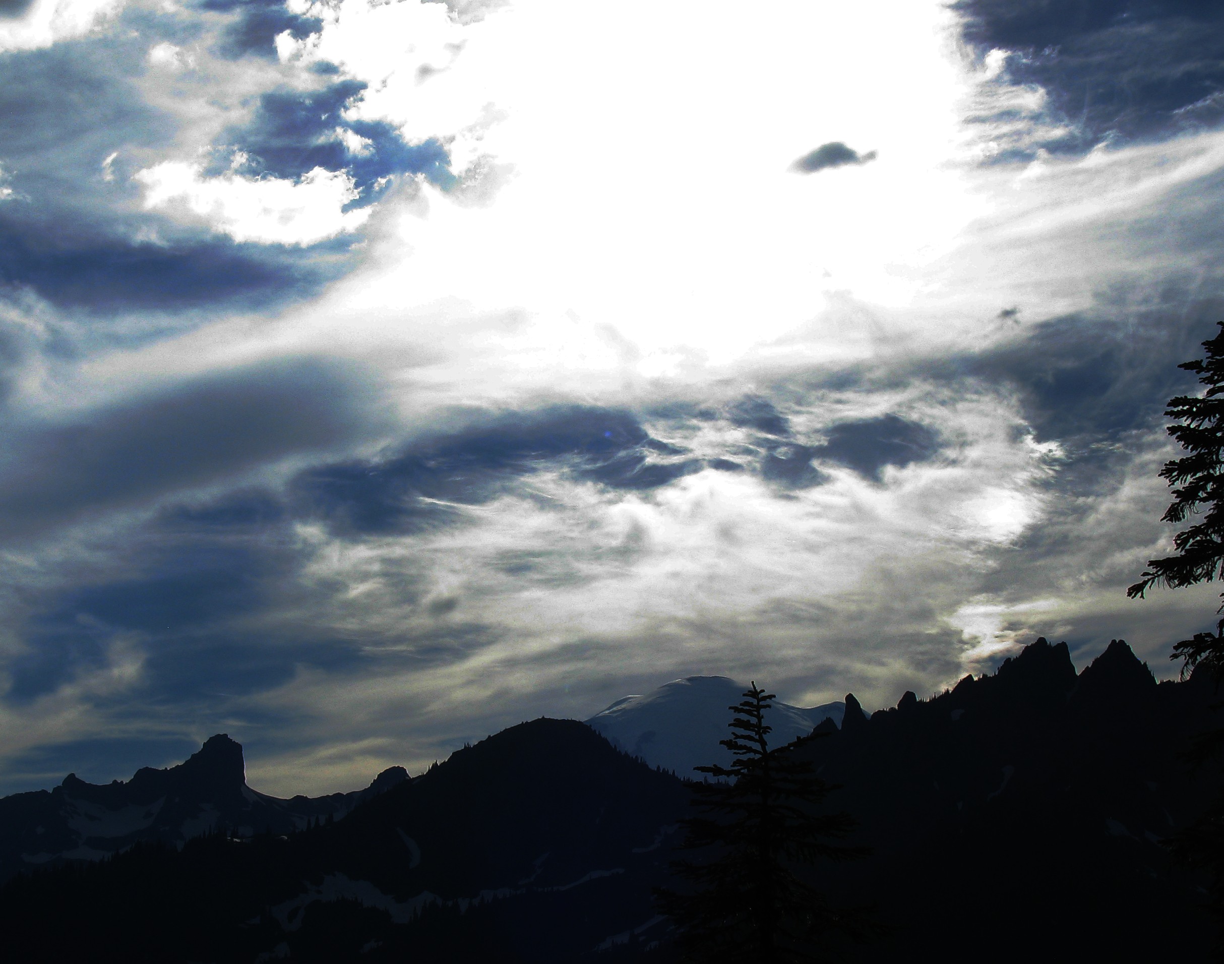 Rainier sun sky