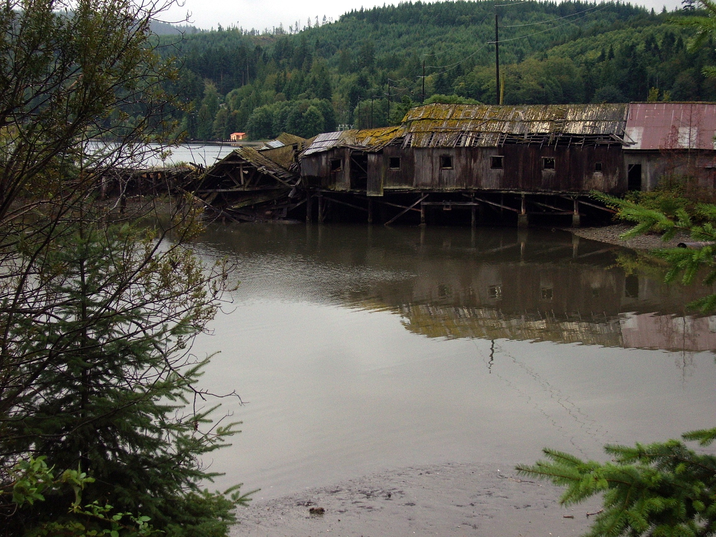 barn on puget sound