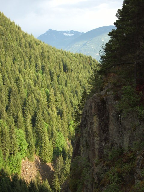 east along little si