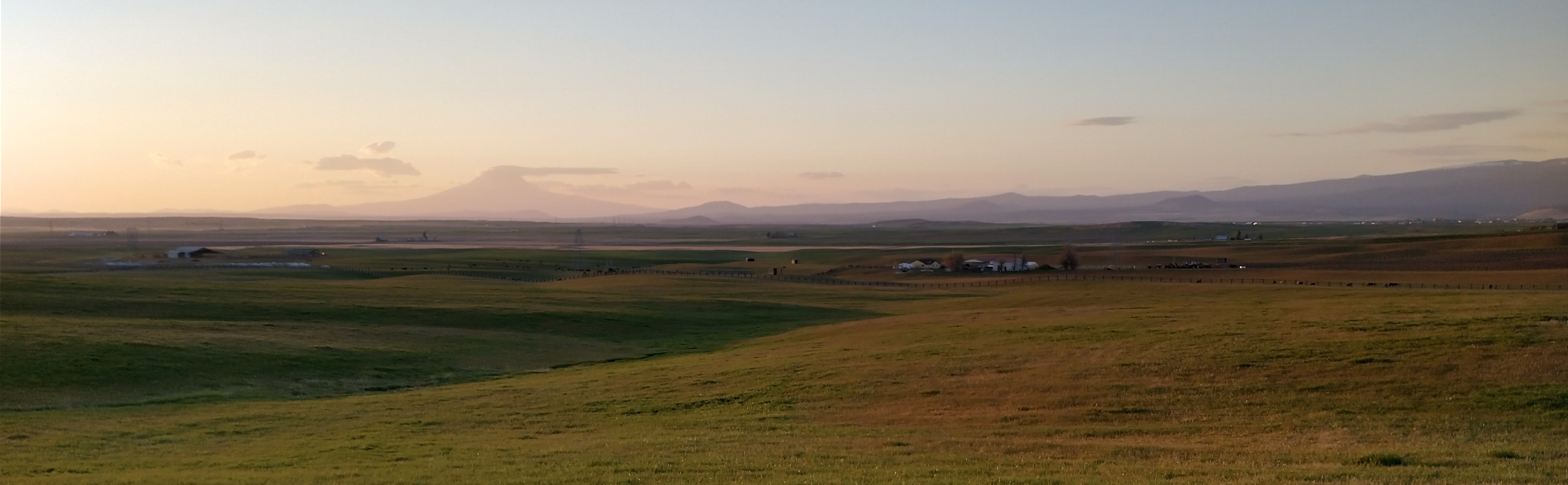 looking west to the mountain