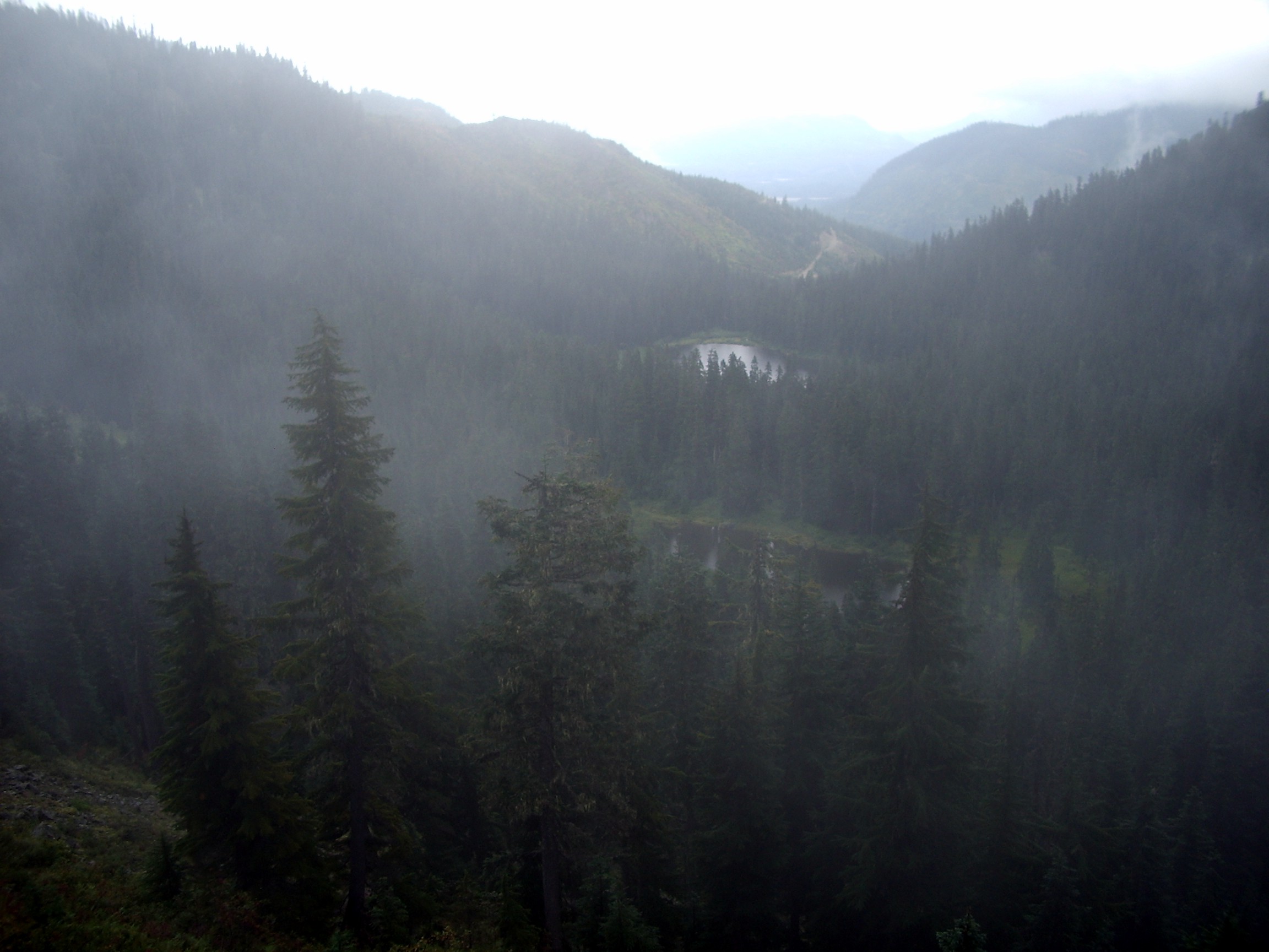 mirror lake fog pct
