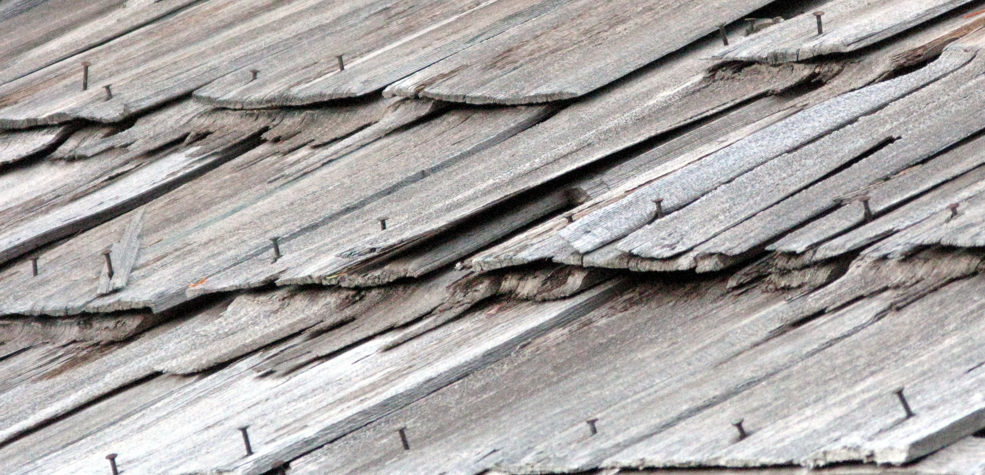 nailed roof pattern