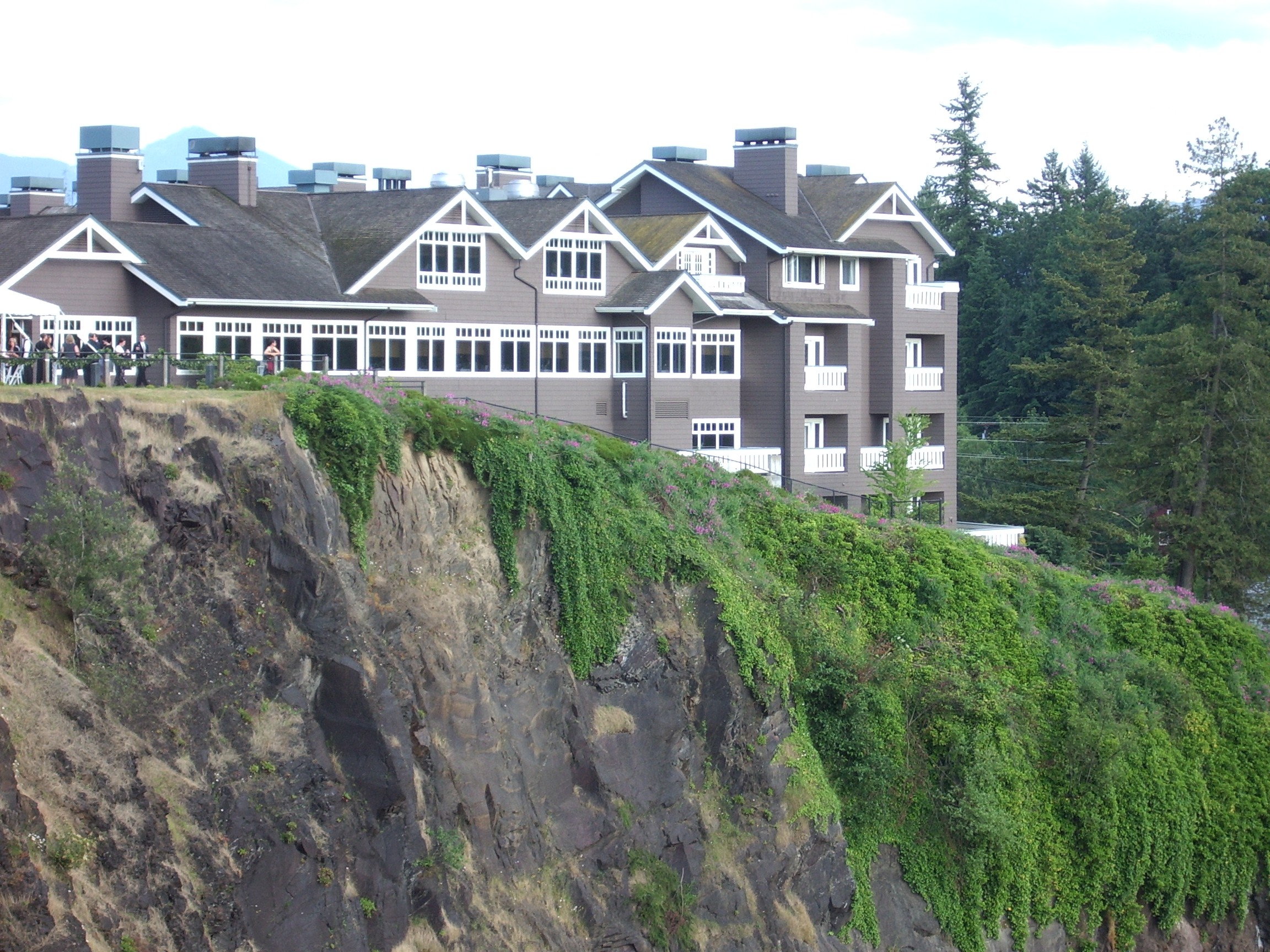 salish inn